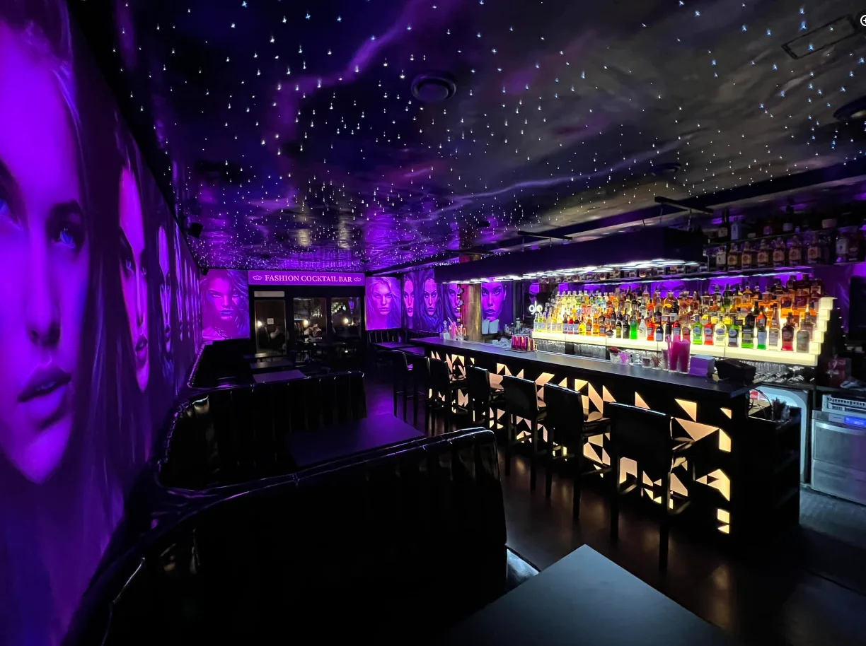 Fashion Bar