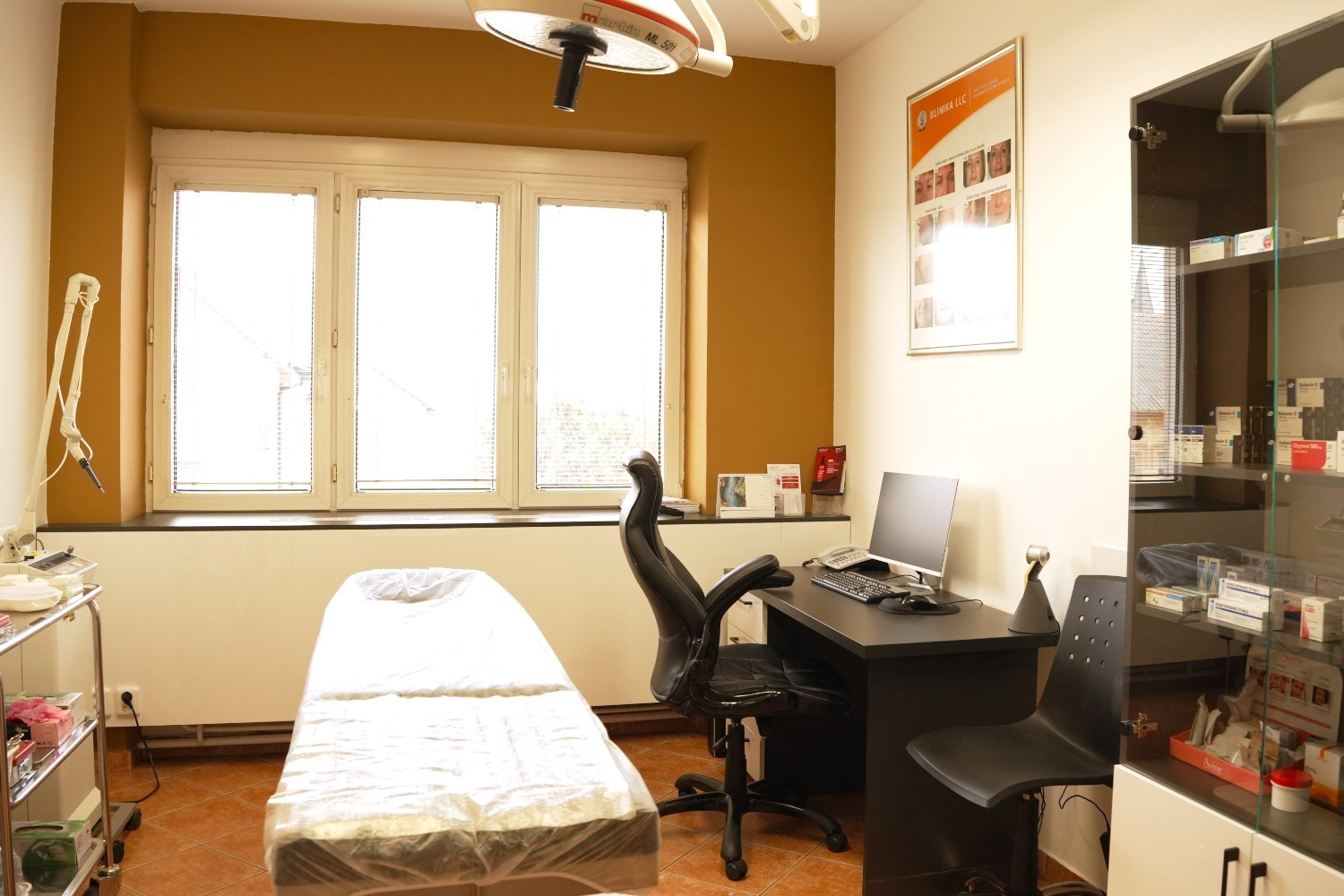 olomouc-kozni-klinika-LLC-clinic-exterier.JPG